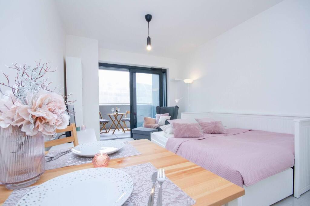 Apartment In Bratislava With Free Parking Exterior photo